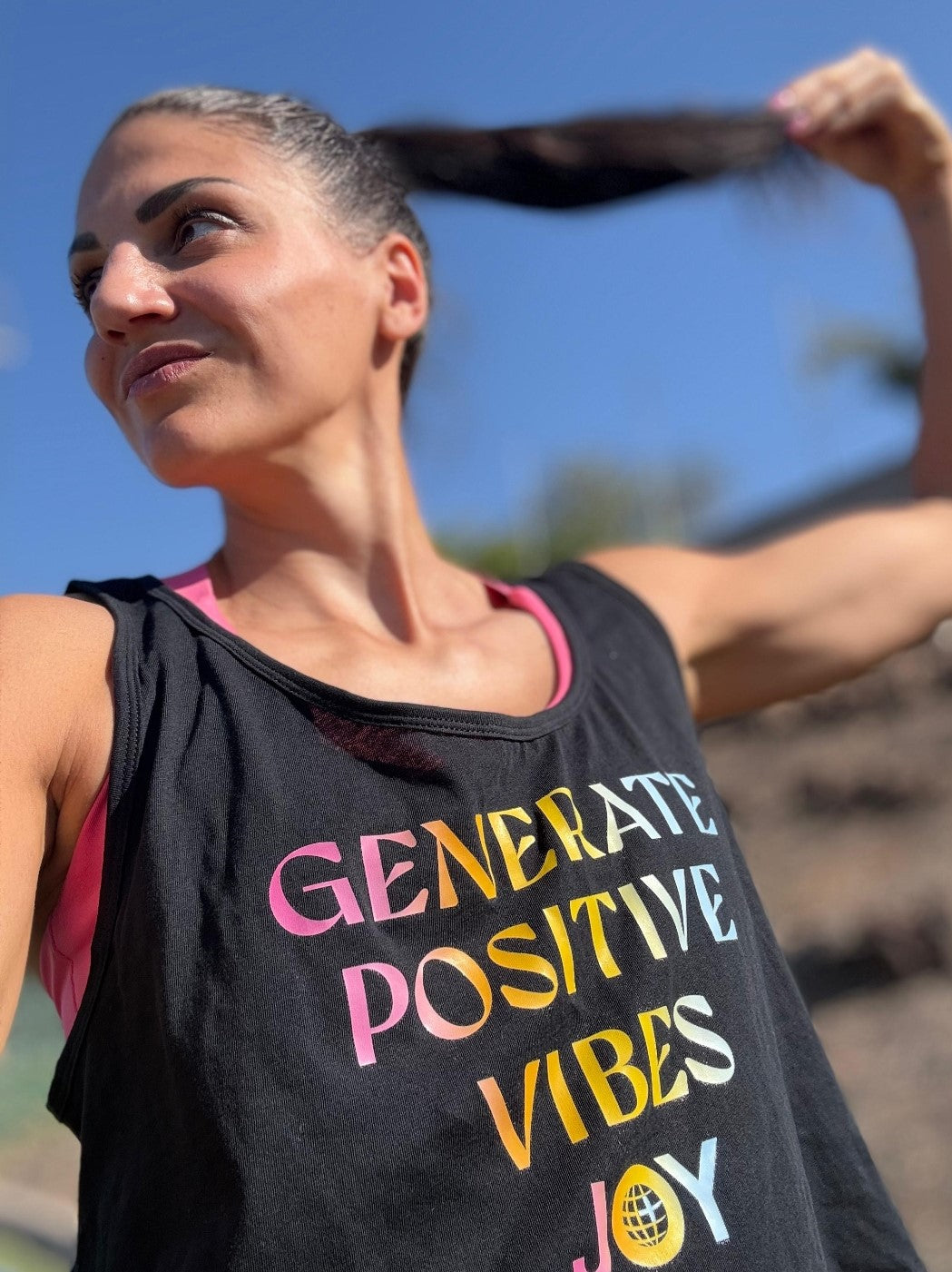 JOY "Generate Positive Vibes" Ärmelloses Shirt - Frei bewegen, kühn inspirieren